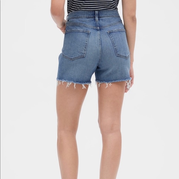 NWT Gap Jean Shorts Size 10/30 - Picture 2 of 9